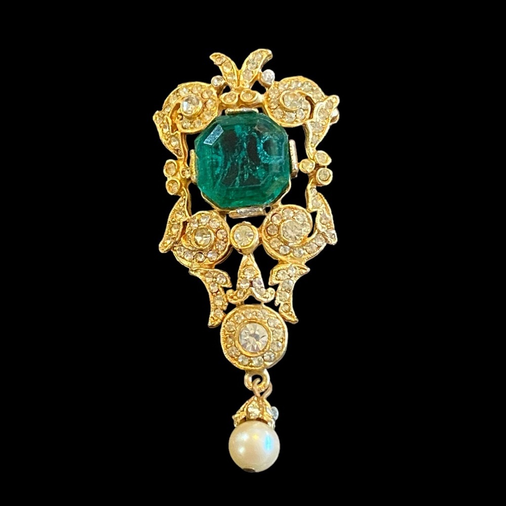 Cardoro Retro ‘80’s Pin Brooch Emerald Green Crystal Dangling Pearl 3”